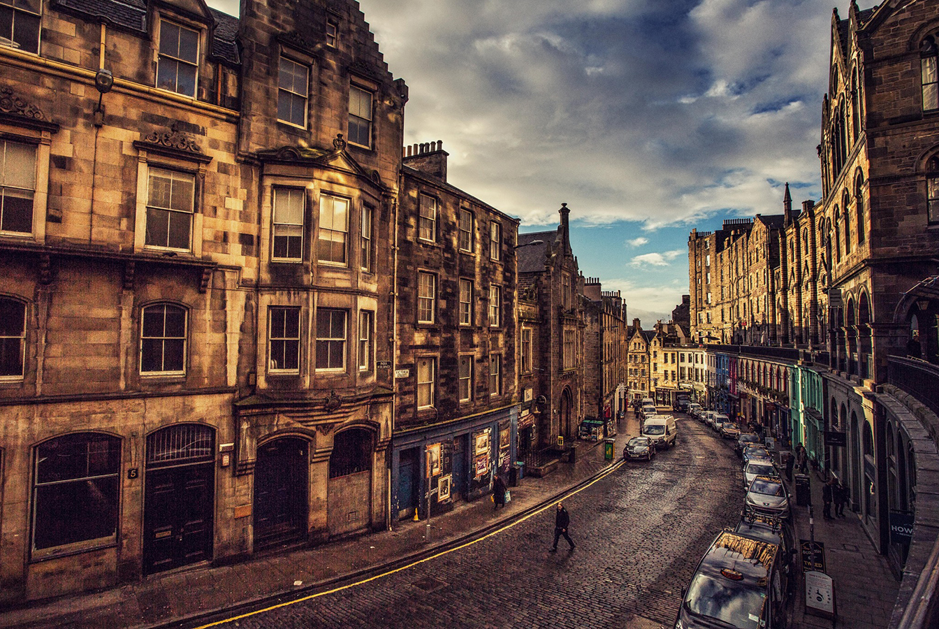 private walking tours in Scotland exploring historic city streets