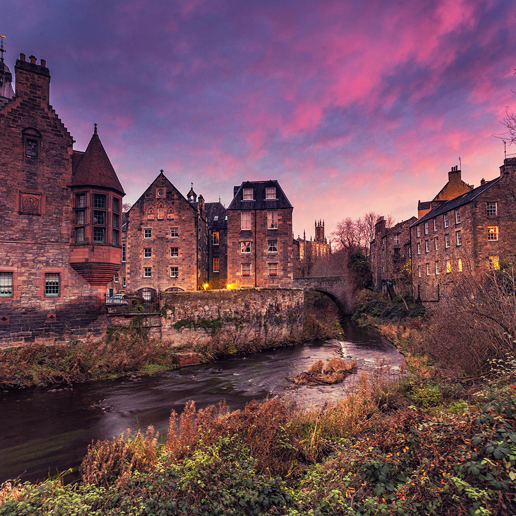 walking tours in Scotland exploring historic cities with a private guide